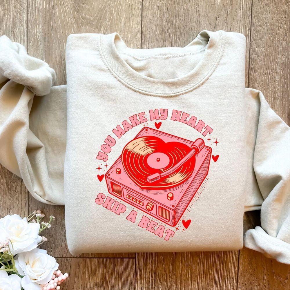 You Make My Heart Skip A Beat Retro Valentine Vuitino Merch You Make My Heart Skip A Beat Retro Valentine Vuitino Merch